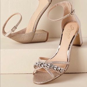 Jewel Badgley Mischka Giona Block Heels (Gold)